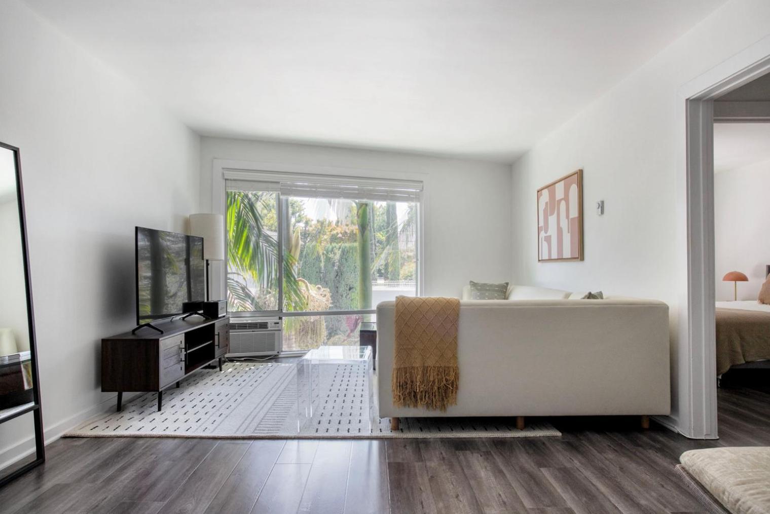 Appartement Blueground Mid-wilshire Pool Nr Food Shops Lax-1210